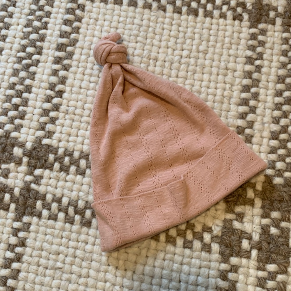 Kate Quinn Pointelle Knot Hat, Blush